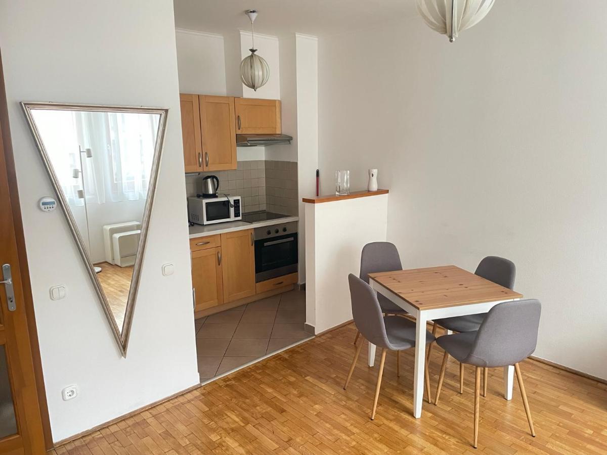 Bda Centre Apartment Budapest Esterno foto